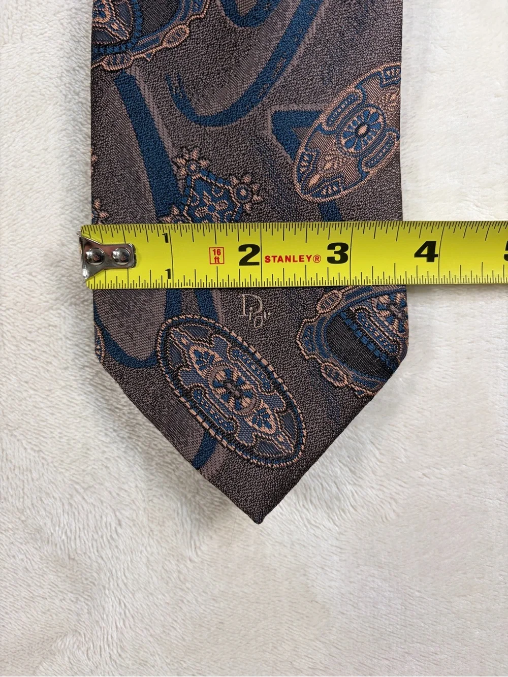 Vintage‎ Dior Woven Jacquard Finish Multi-Colored Paisley & Medallion Pattern